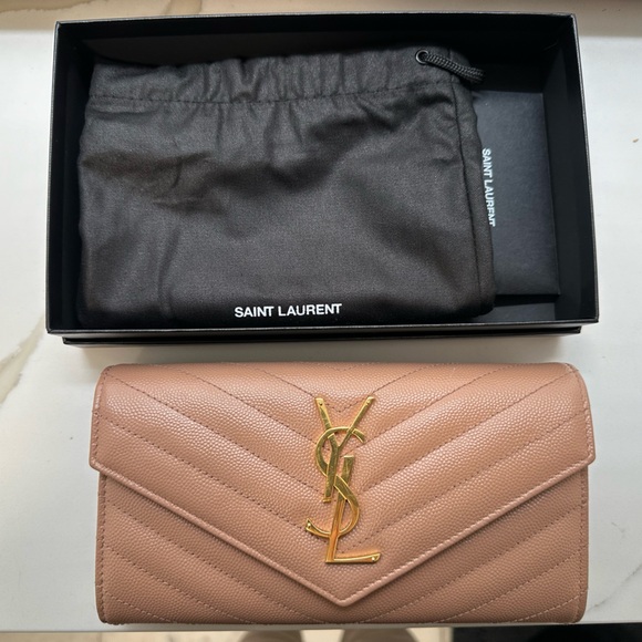 *LIKE NEW*  *Discontinued Color* Laurent Monogram Matelassé Leather Flap Wallet - Picture 1 of 10